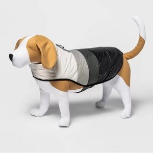 Boots & Barkley pet puffer vest size M